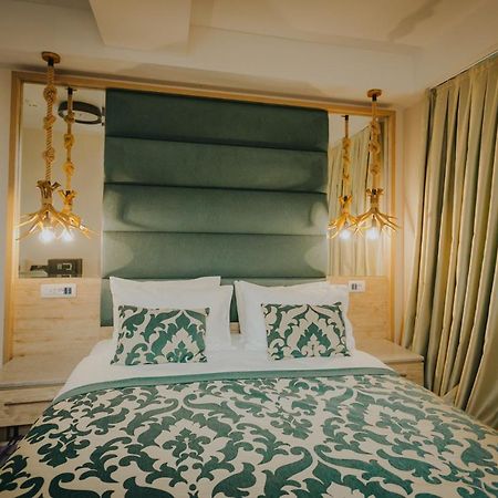 Lostrita - Pastravarie, Hotel & Spa 巴亚马雷 外观 照片