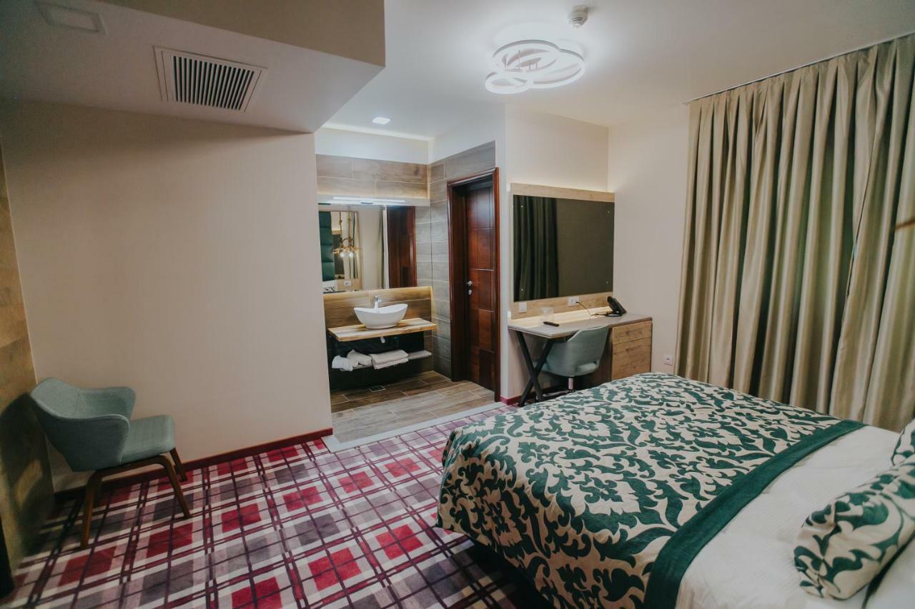 Lostrita - Pastravarie, Hotel & Spa 巴亚马雷 外观 照片