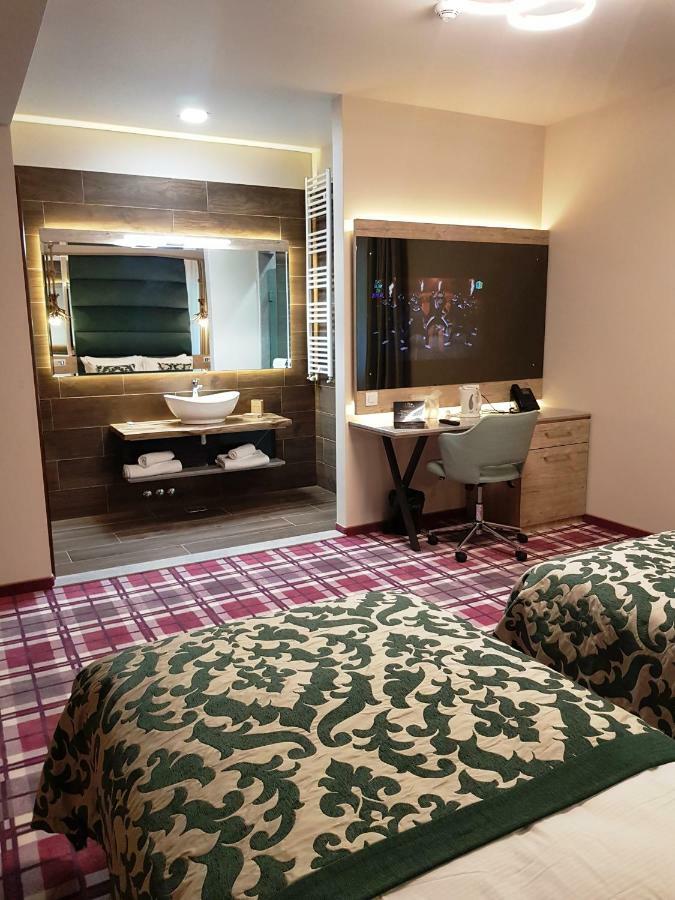 Lostrita - Pastravarie, Hotel & Spa 巴亚马雷 外观 照片